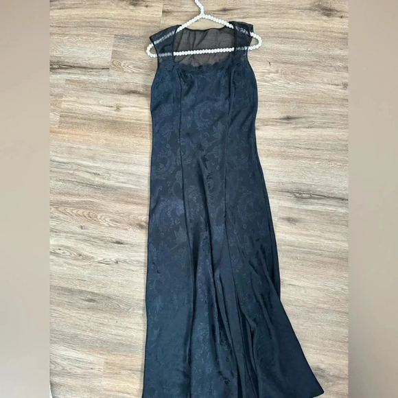 Victoria's Secret black lace lined floor length slit dress Size S - Picture 10 of 11